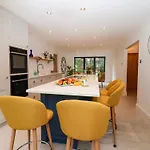 The Pines Holiday home *